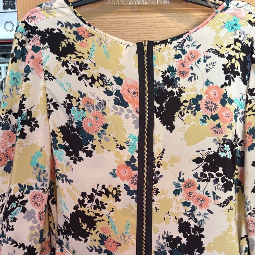 Floral Long Sleeve Dress - Picture 5 of 6